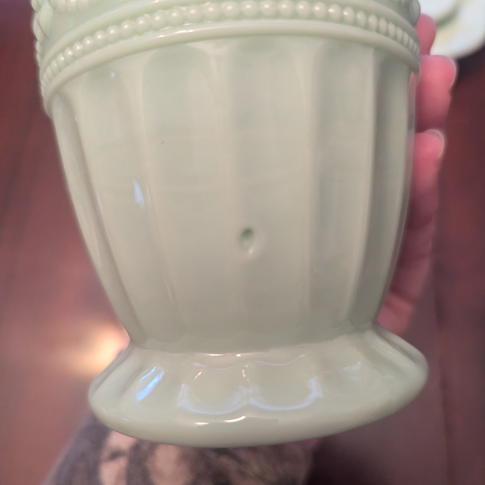 Pioneer Woman Dishes. Jade Green. Creamer, Scalloped Salad And Dinner Plates - Picture 5 of 11